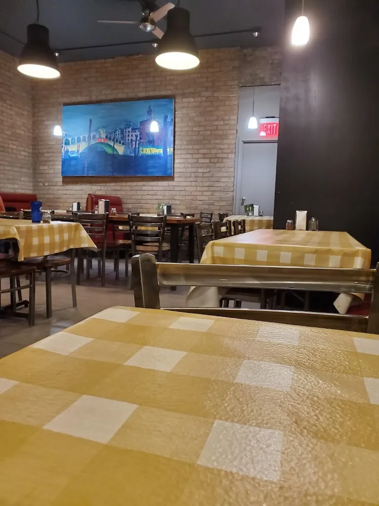 Mario's Pizza restaurant à Greenville, IL