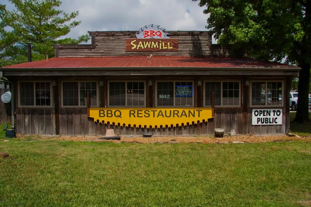Sawmill BBQ Restaurant restaurant in Sauget, IL