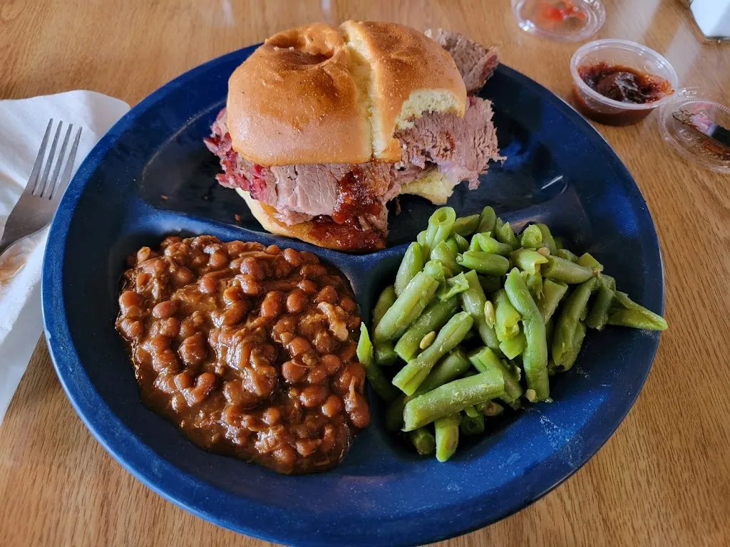 Sawmill BBQ Restaurant_Sauget, IL_slider_image_3