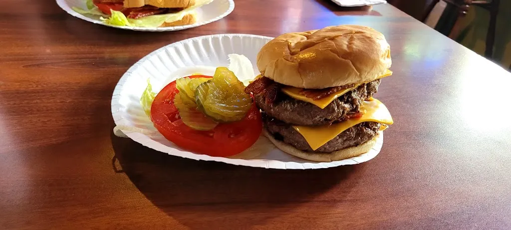 Butch's Bar & Grill_Sauget, IL_slider_image_2