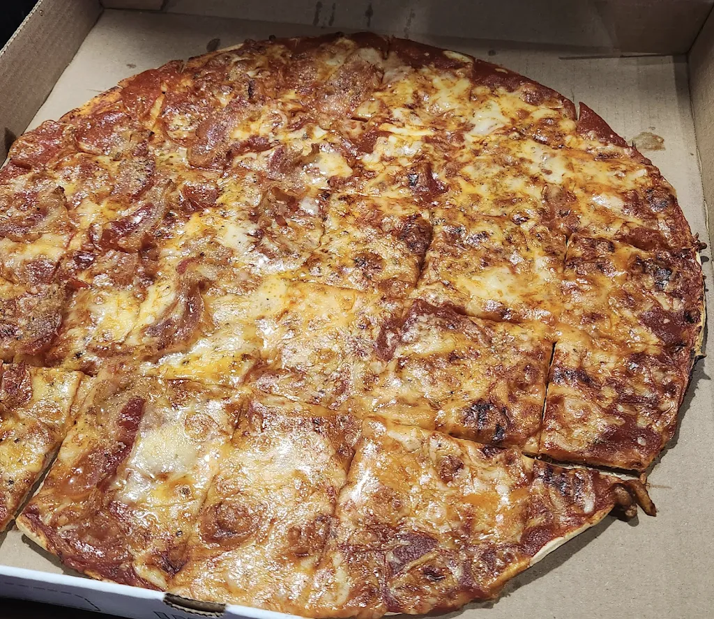 Imo's Pizza_Sauget, IL_slider_image_3