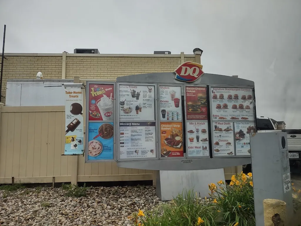 Menu_Dairy Queen Grill & Chill_Casey, IL_image_old_1