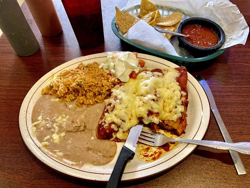 Doug Wiseman_Lallos Bar & Grill_Channahon, IL_recensione