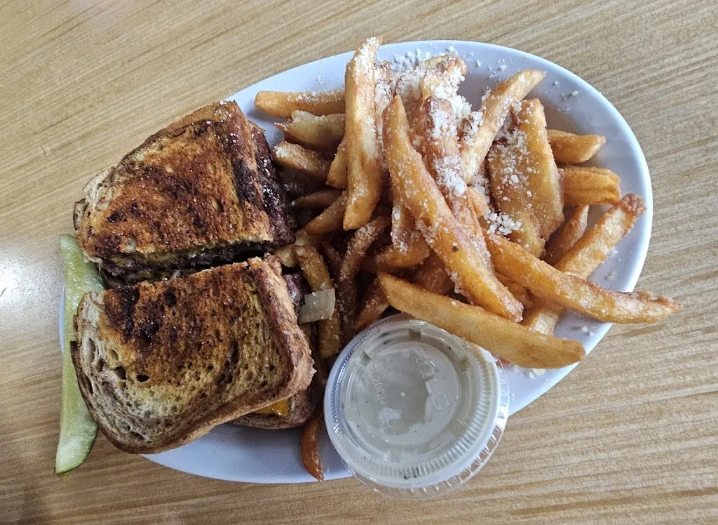 The Office Bar & Grill_Channahon, IL_slider_immagine_3