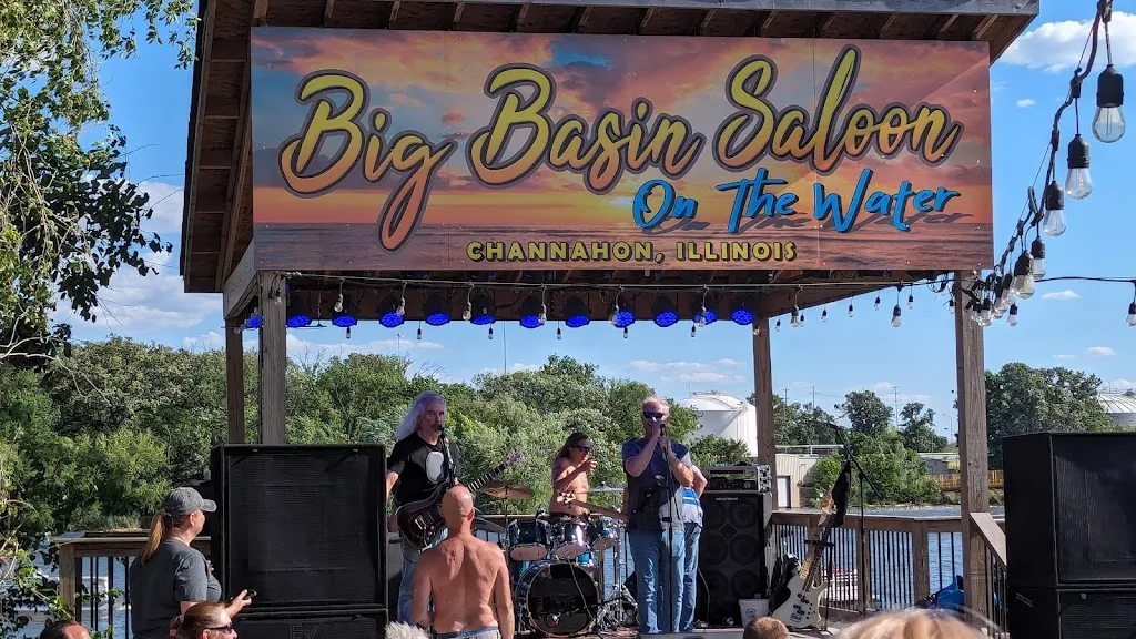 Chris Hoekstra_Big Basin Saloon on the Water_Channahon, IL_review