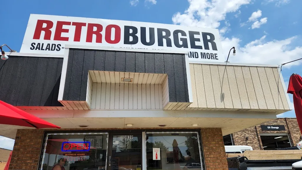 Retro Burger restaurant à Crestwood, IL