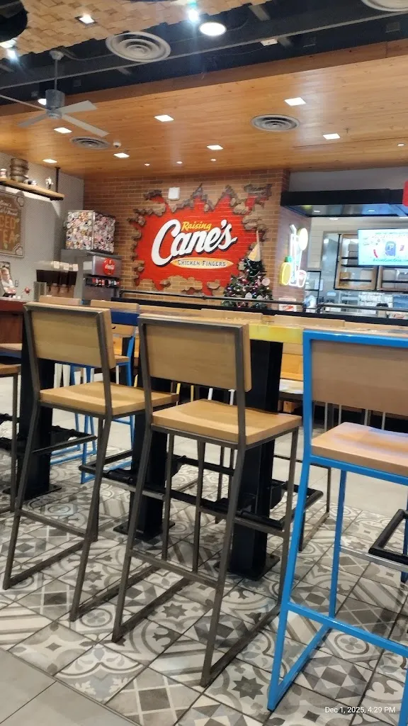 Raising Cane's Chicken Fingers_Joliet, IL_slider_immagine_2