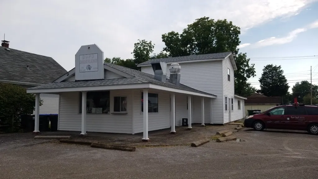Dairy Land restaurant in Dupo, IL