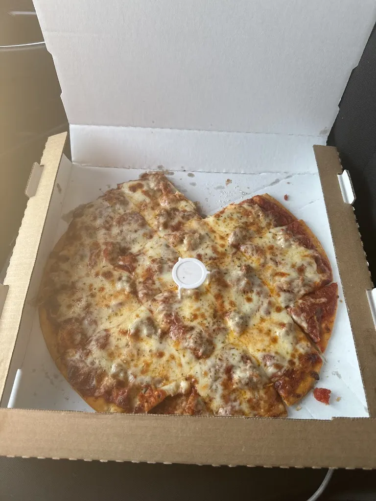 Cordell Bradley_Raceway Pizza & More_Elwood, IL_review