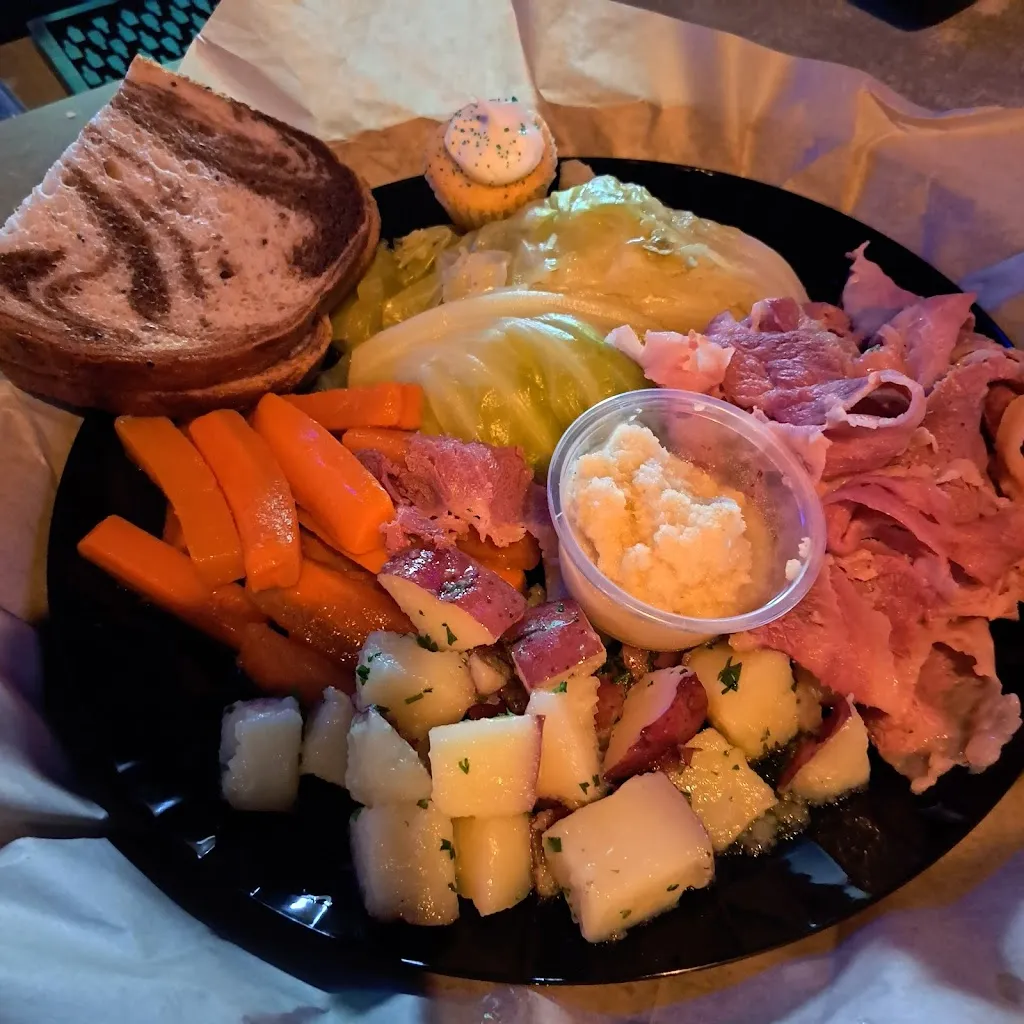 Brian D_Pug Mahones Irish Pub & Grill_Fox Lake, IL_reseña