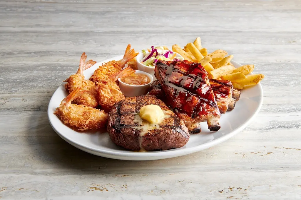 Rainforest Cafe_Gurnee, IL_slider_imagen_3