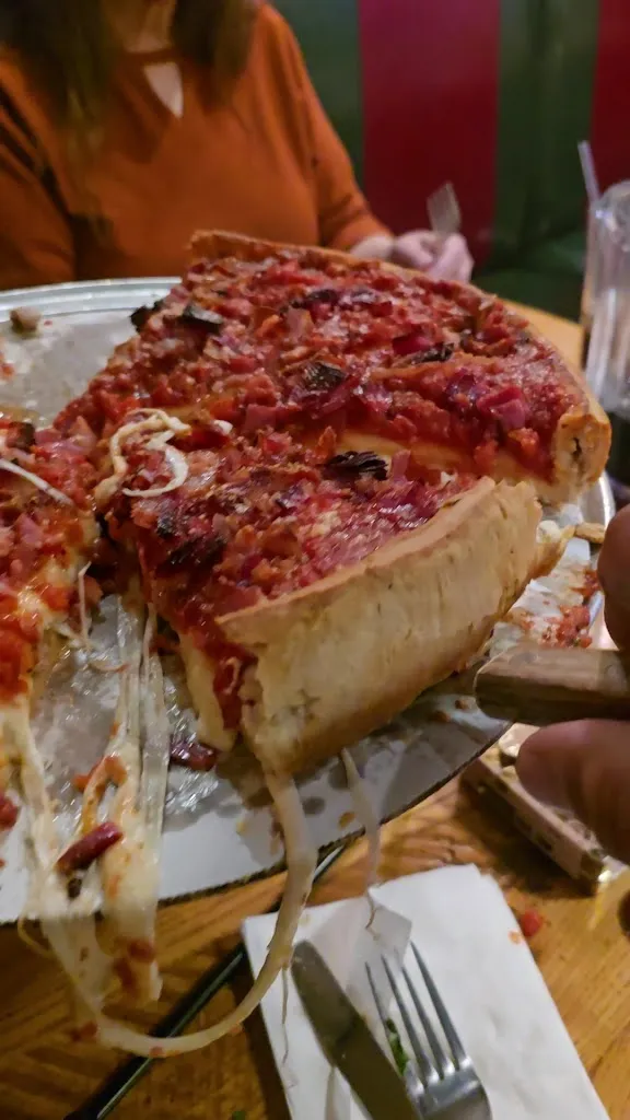 Giordano's_Gurnee, IL_slider_imagen_2