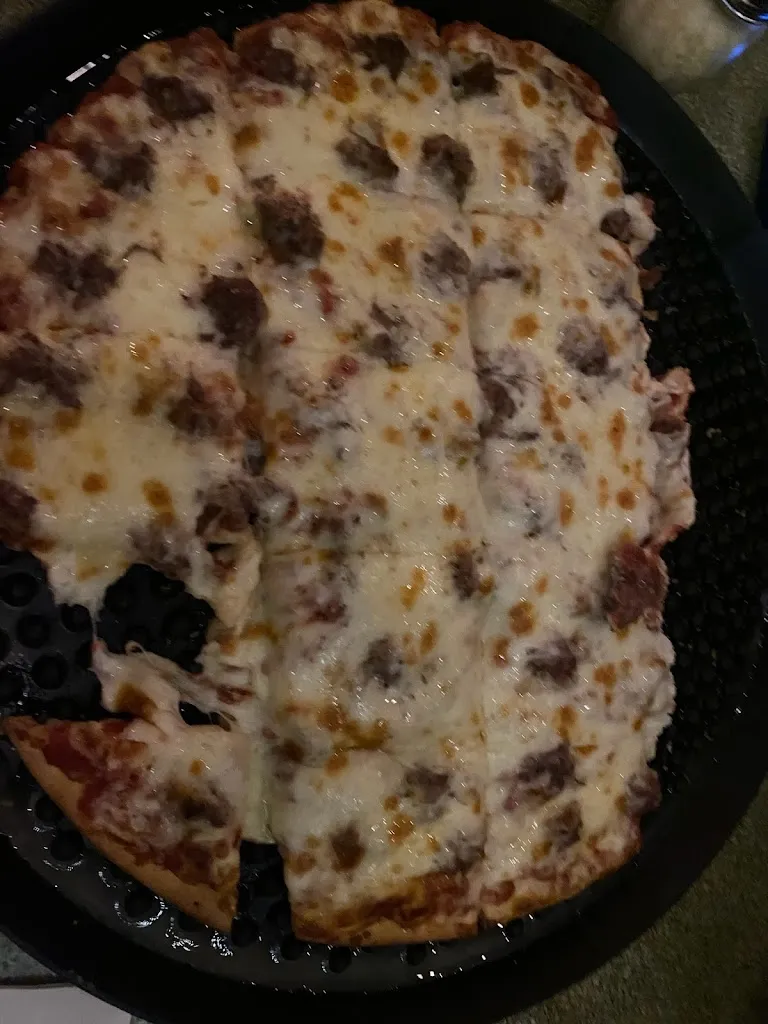 Paul DeBoer_Salutos Pizza & Pasta_Gurnee, IL_reseña