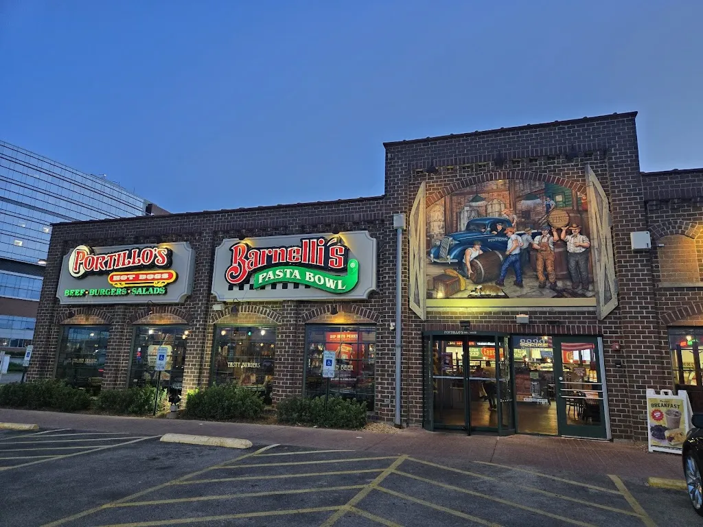 Portillo's Gurnee restaurante en Gurnee, IL