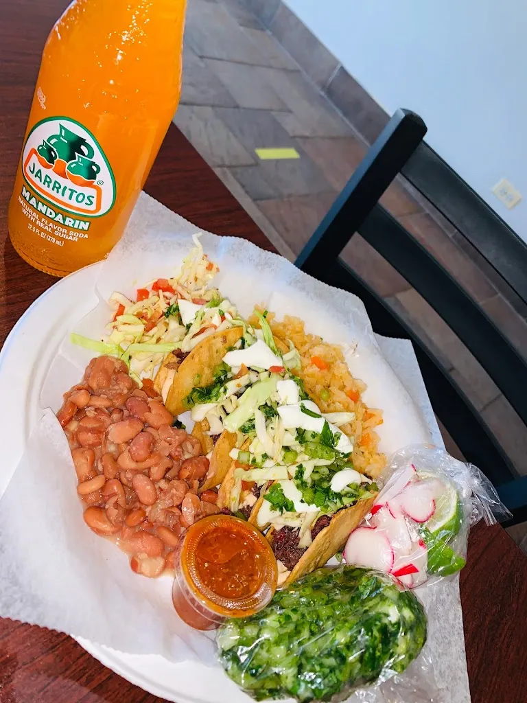 Texas Bebe's Quesobirria_Grayslake, IL_slider_imagen_3