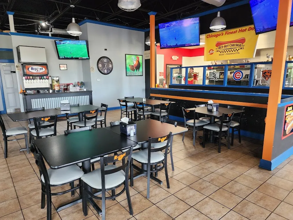 Roost 83 Chicago Style Grill_Grayslake, IL_slider_imagen_3