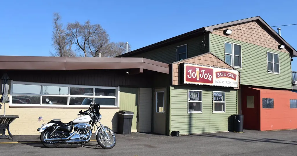 JoJo's Bar & Grill restaurante en Grayslake, IL