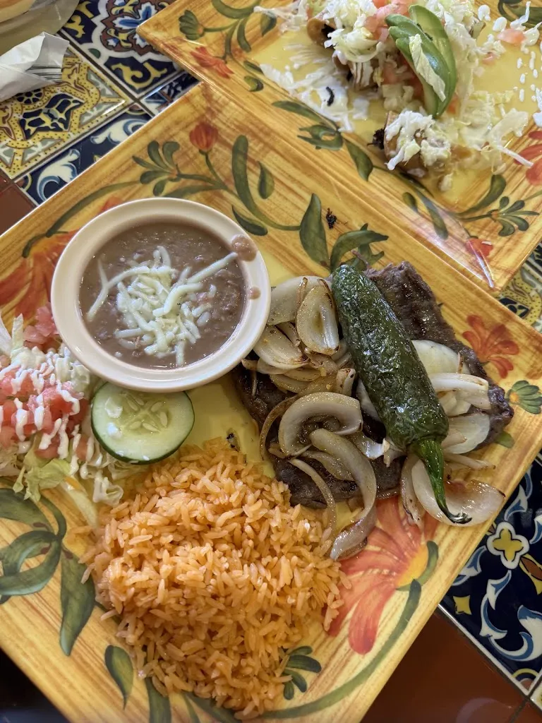 Louise Cruz_Los Dos Primos Mexican Restaurant_Lakemoor, IL_review