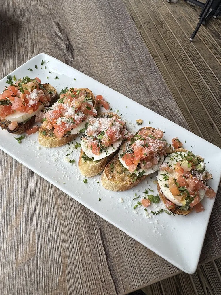 Bimbo's Italian Restaurant_McHenry, IL_slider_imagen_3