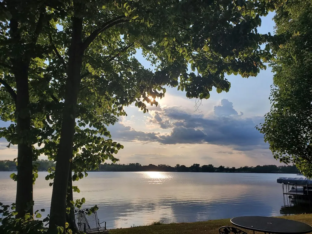 RJ's On The Lake_Lindenhurst, IL_slider_imagen_3
