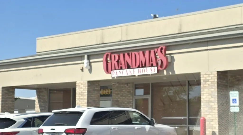 Grandma's Pancake House_Minooka, IL_slider_immagine_3