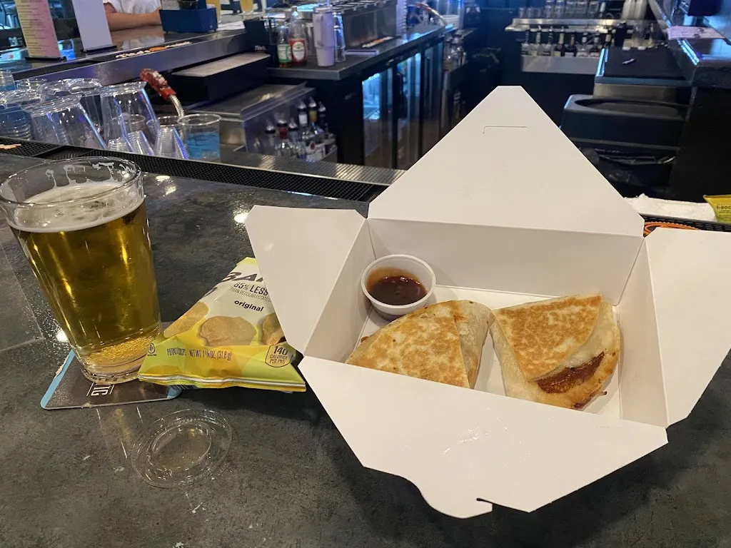Hugh O'Connell_Serve & Swig @ Nutties_Lake Villa, IL_review