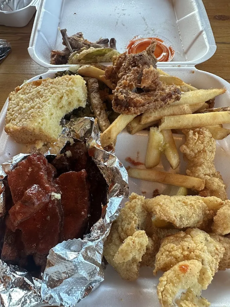 Sidney young_Captain Porky's_Wadsworth, IL_review