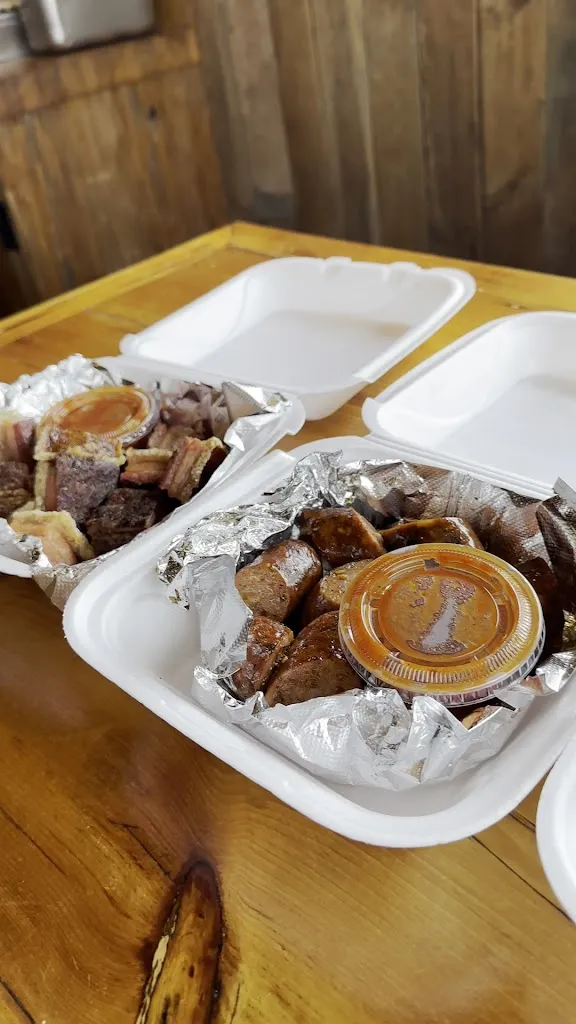 Captain Porky's_Wadsworth, IL_slider_imagen_2