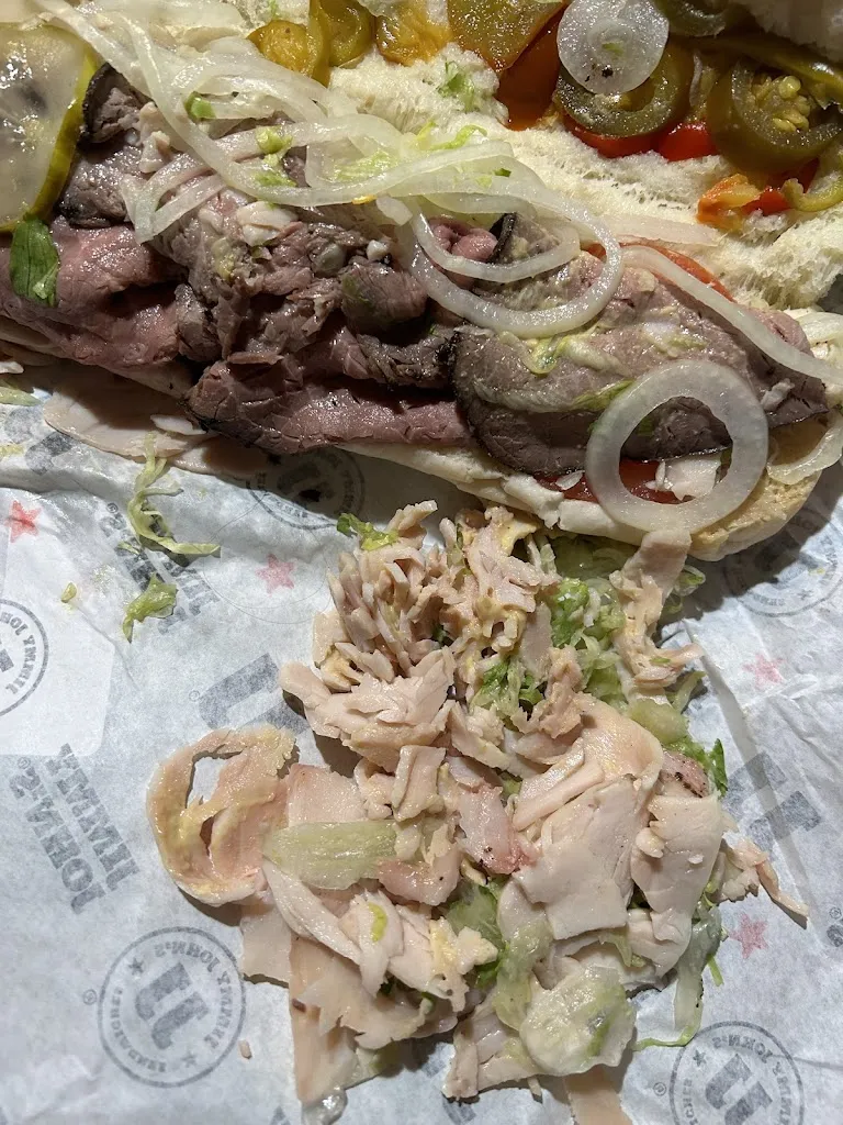 Elizabeth Nehmzow_Jimmy John's_Volo, IL_review