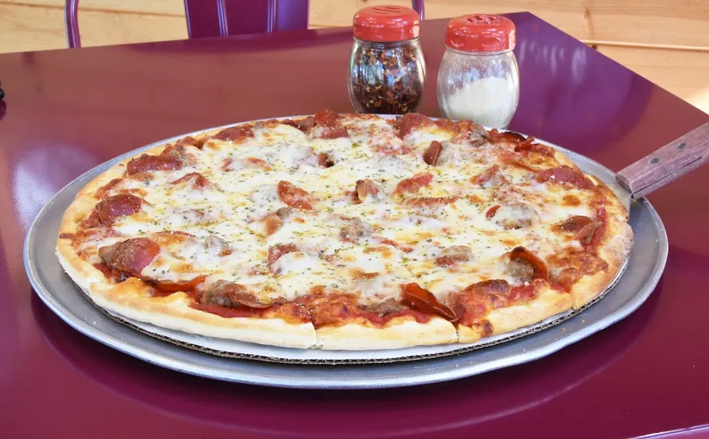 Napoli Pizza Place_Wonder Lake, IL_slider_image_3