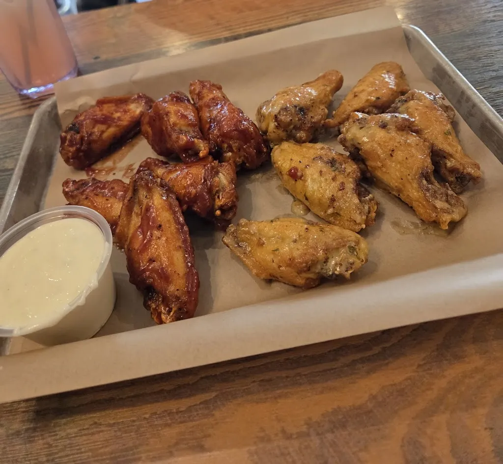 Rafters Food & Spirits_Nashville, IN_slider_immagine_3