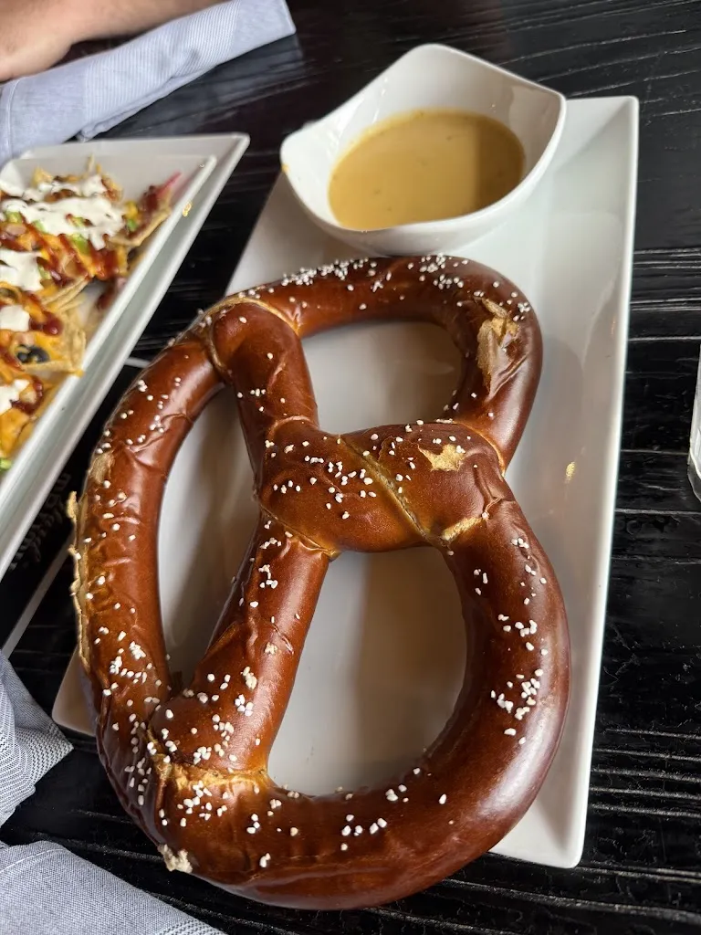 Adam and Miranda Senteney_The Restaurant at Hard Truth_Nashville, IN_review