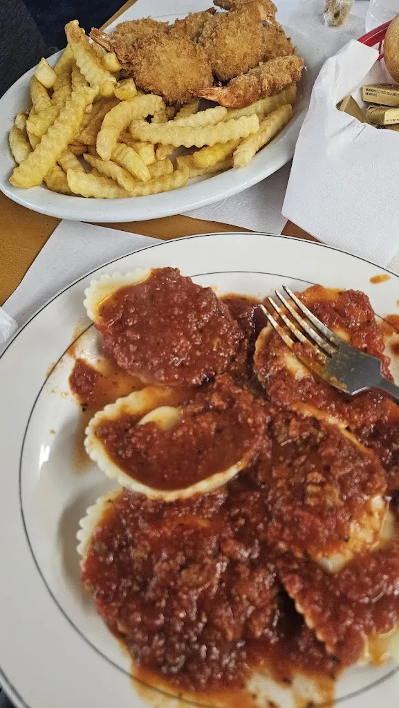 Jessica Liatys_The Grotto Restaurant_Hopatcong, NJ_review