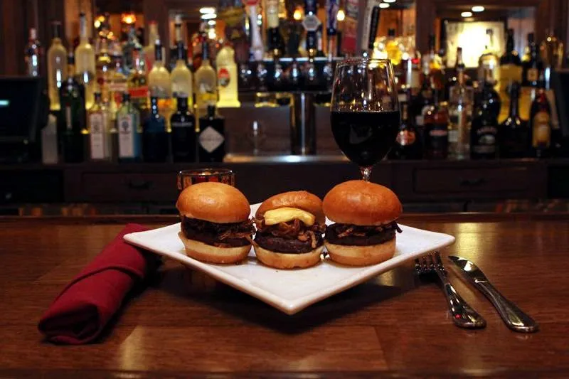 J Towne Tavern restaurante en Lake Hopatcong, NJ