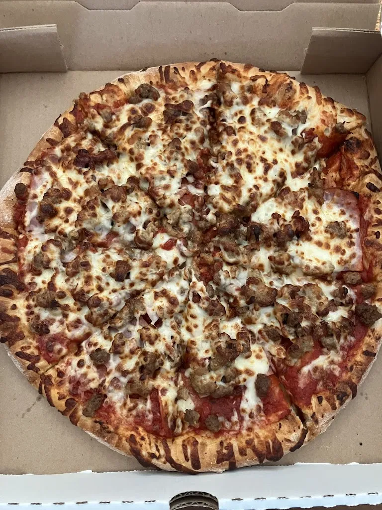 Tasty Pizza_Waterloo, IN_slider_image_2