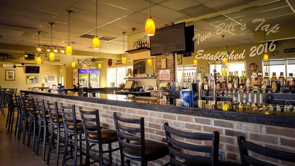 Two Bill's Tap restaurant à Crown Point, IN