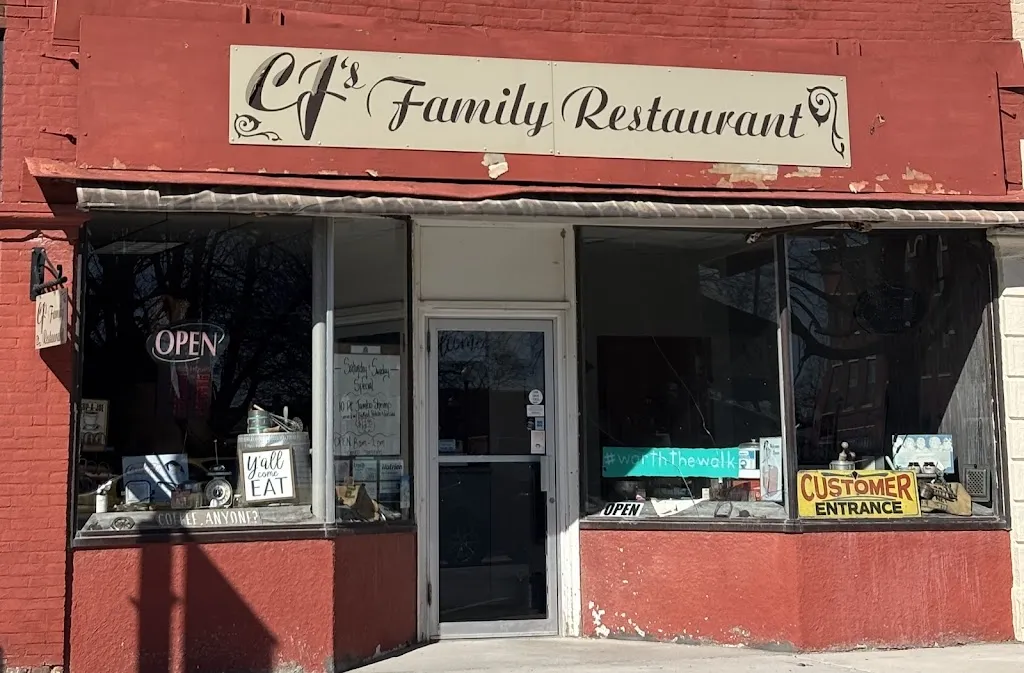 C J's Family Restaurant_Bloomfield, IA_slider_image_3