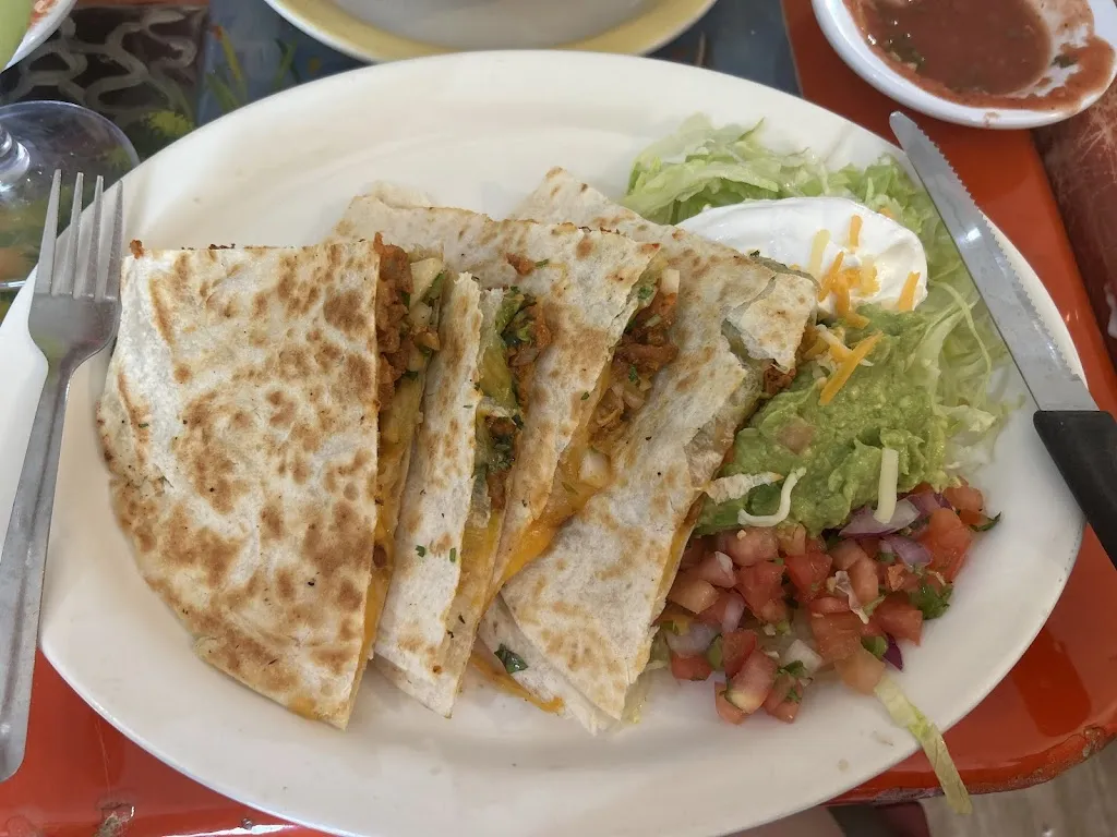Phoebe Cahill_Fiesta Cancun_Manchester, IA_avis