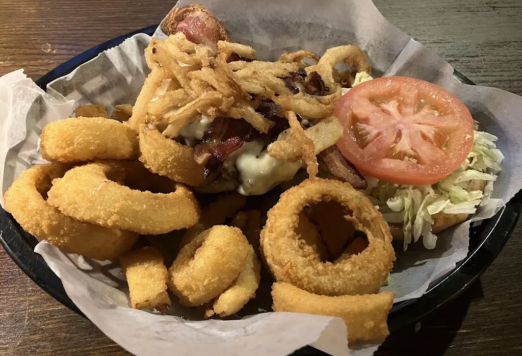 The Draft House_DeWitt, MI_slider_imagen_2