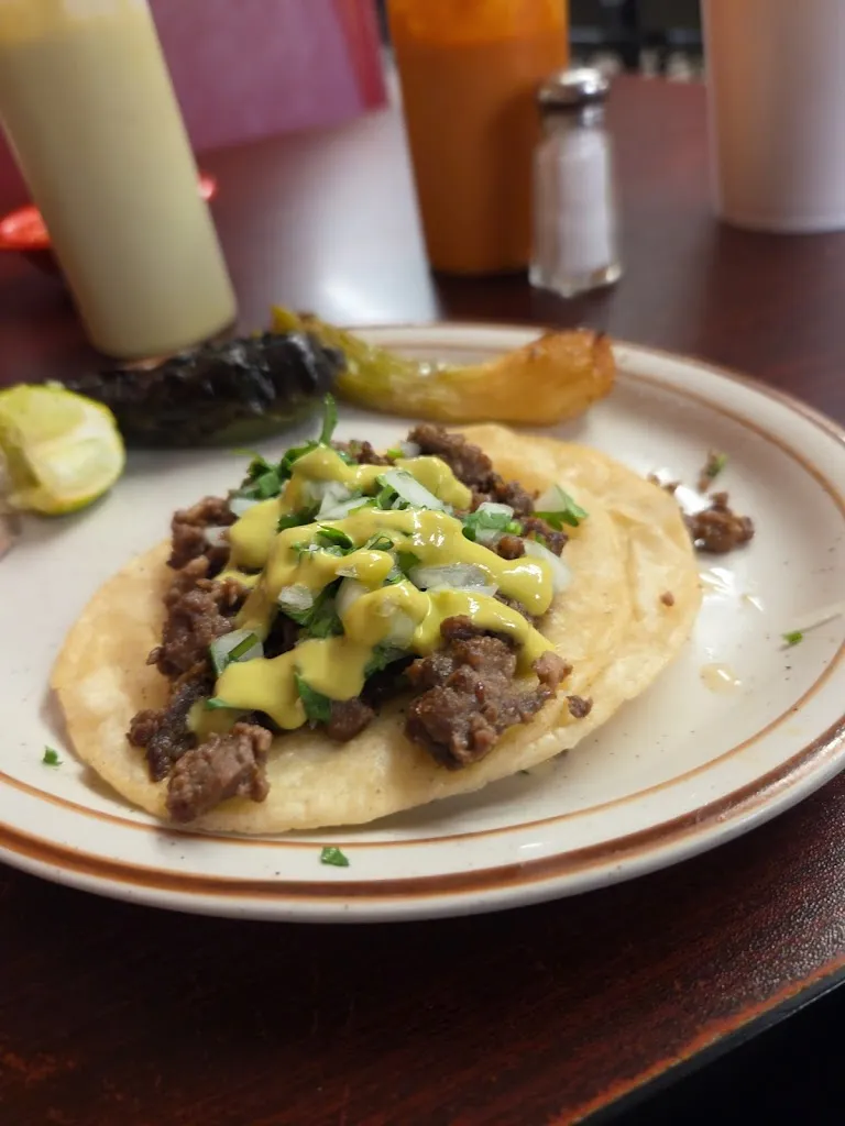 Ale Hayes_La Frontera Restaurant_Hampton, IA_avis