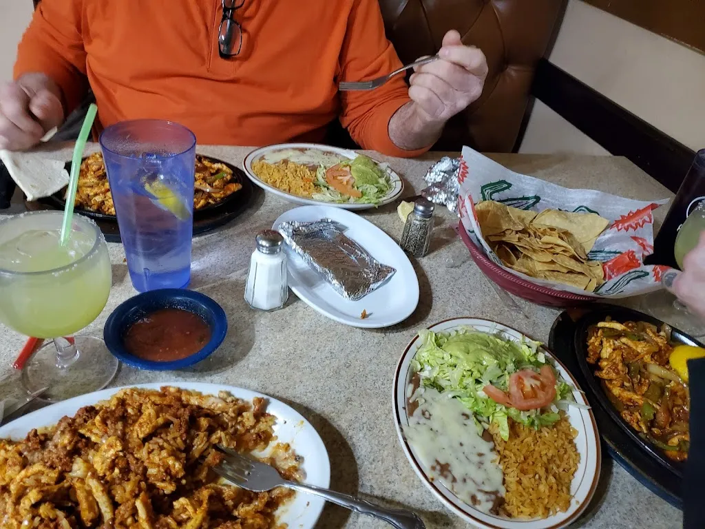 Menu_El Pueblito_Parsons, KS_image_old_3