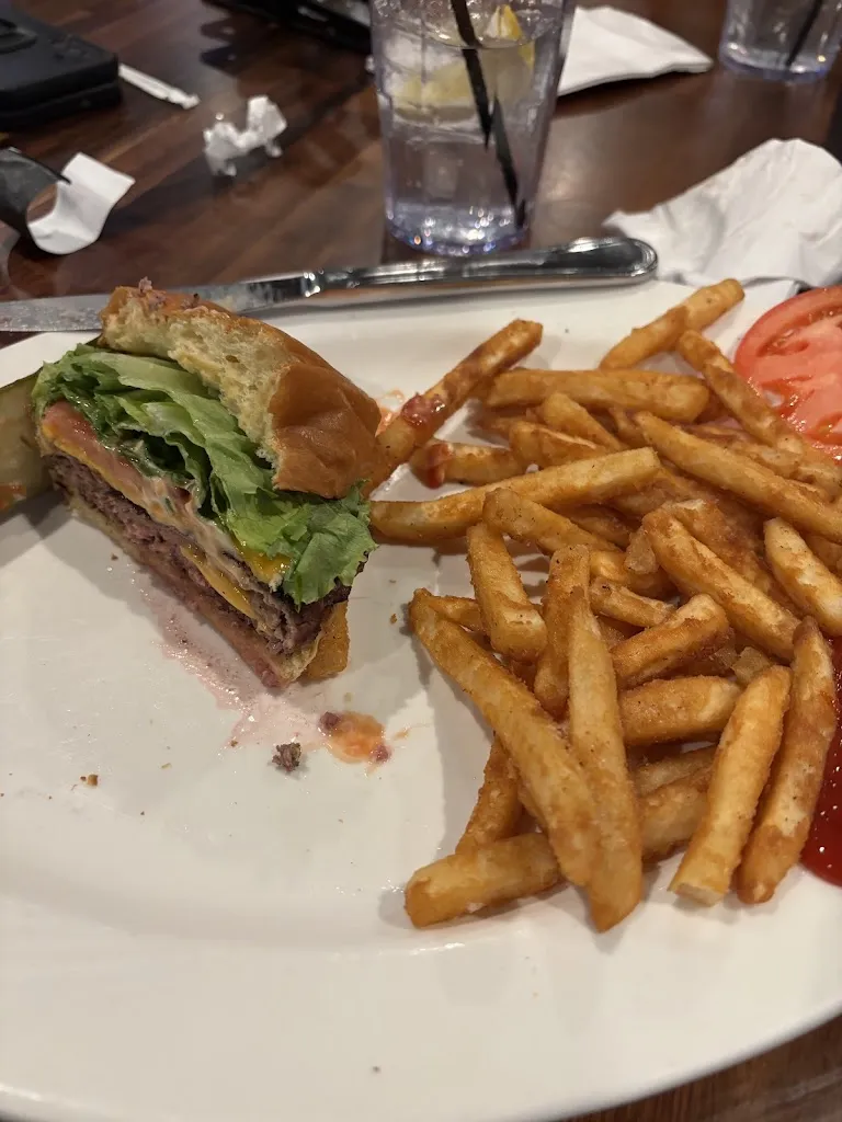 Jonathan Collins (Images by Jonathan)_Polo's Bar & Grill_Netcong, NJ_review