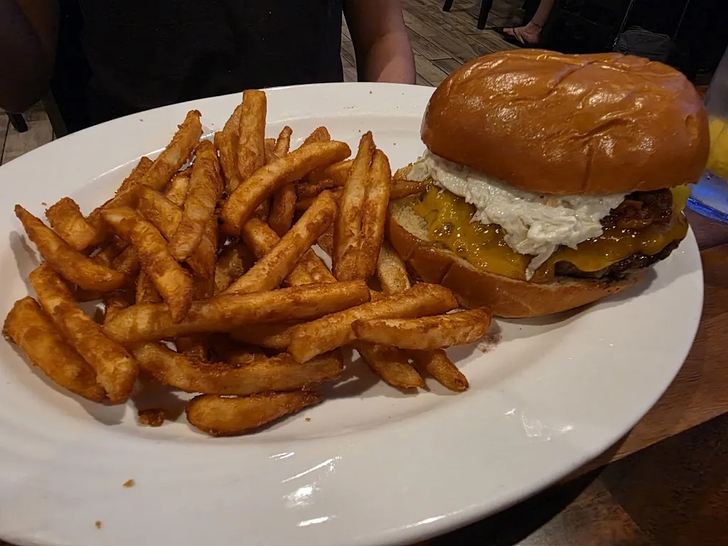 Nelly Boldt Strickler_Polo's Bar & Grill_Netcong, NJ_review