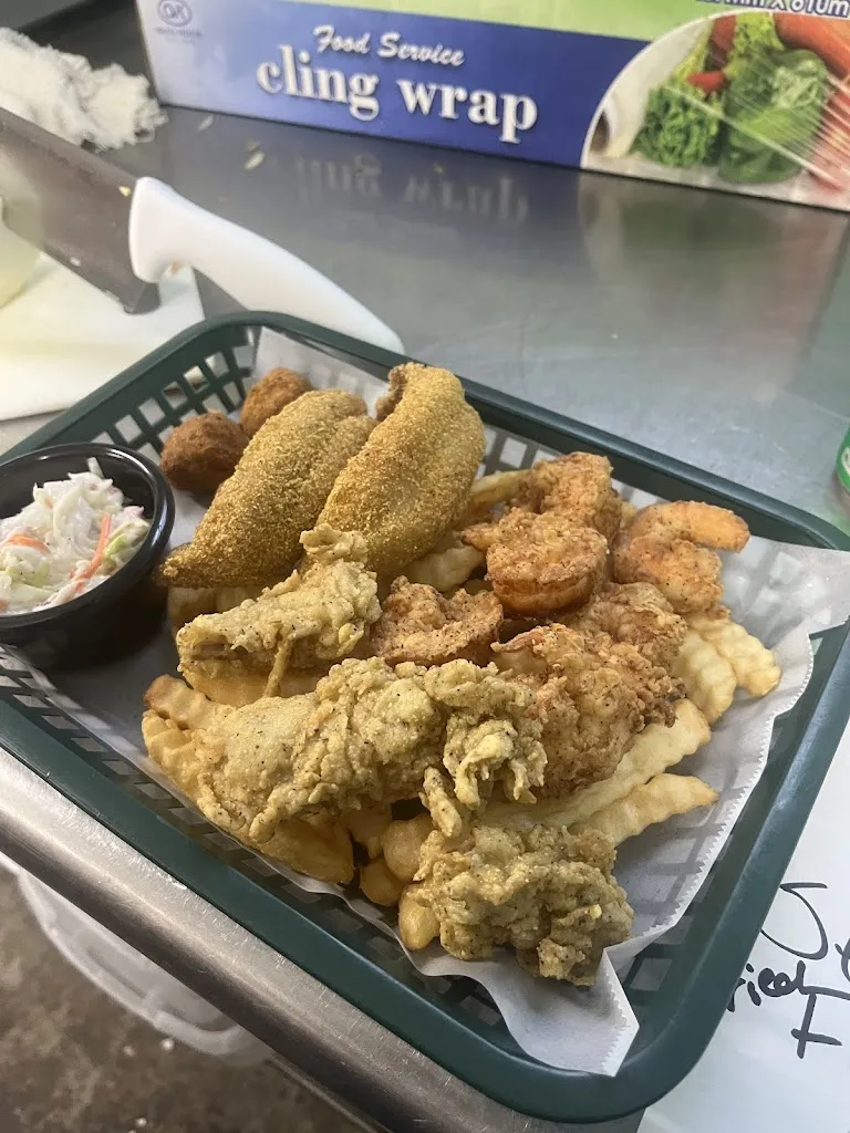 Sullivans Kitchen_Meadville, MS_slider_image_2