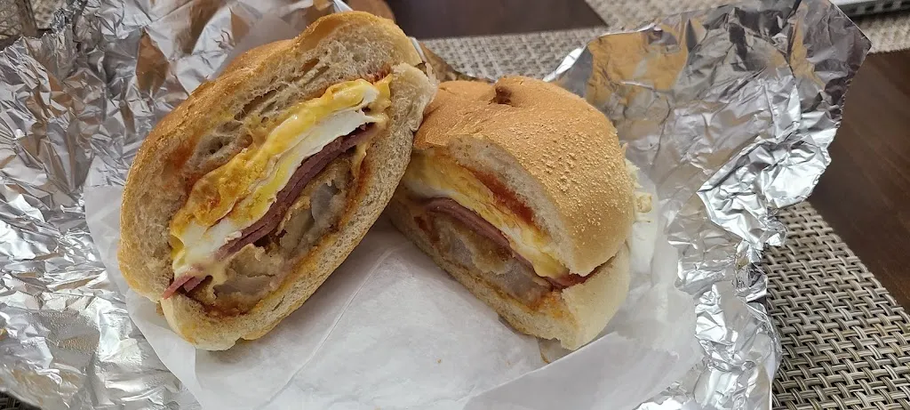 Wilkes Delicatessen_Oakland, NJ_slider_imagen_2