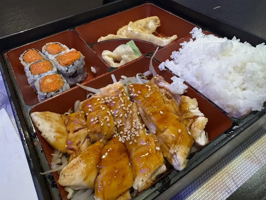 Zack Glassman_Yuki Japanese Restaurant_Oakland, NJ_review