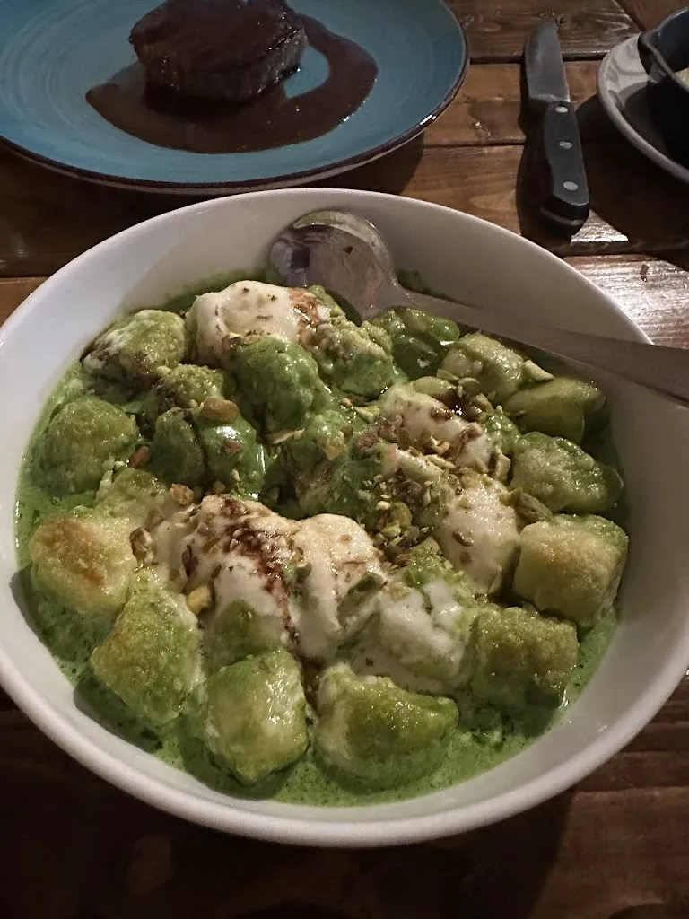 Jaycie Diedrich_Author's Kitchen and Bar_Appleton, WI_review