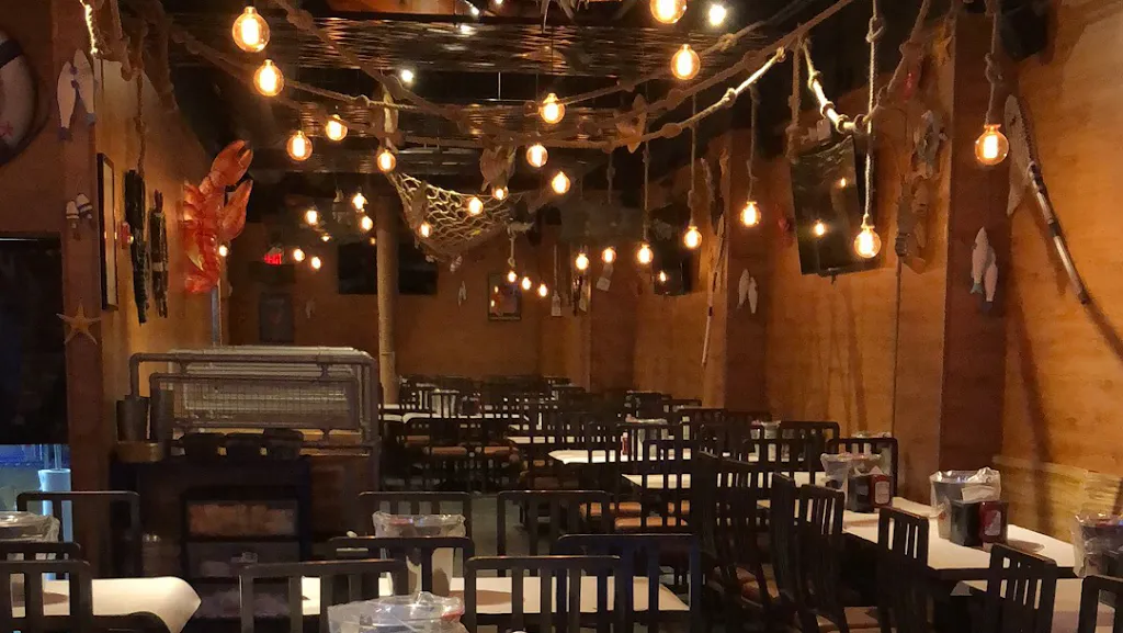 Hook & Reel Cajun Seafood & Bar restaurant à West Orange, NJ