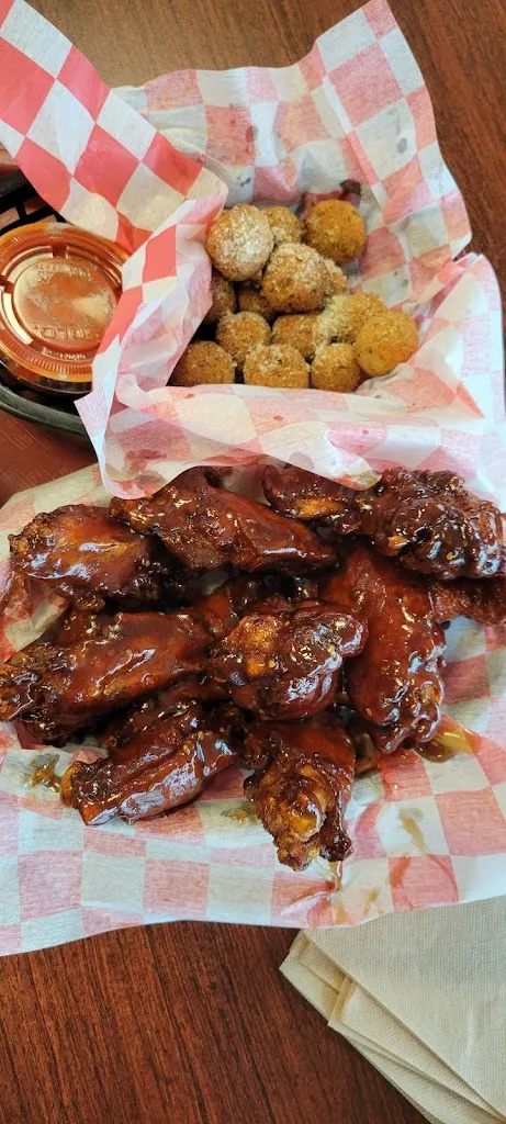 Maria Segura_Affton Pizza Company_St. Louis, MO_review