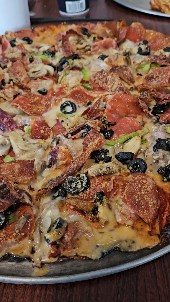 Affton Pizza Company_St. Louis, MO_slider_image_2